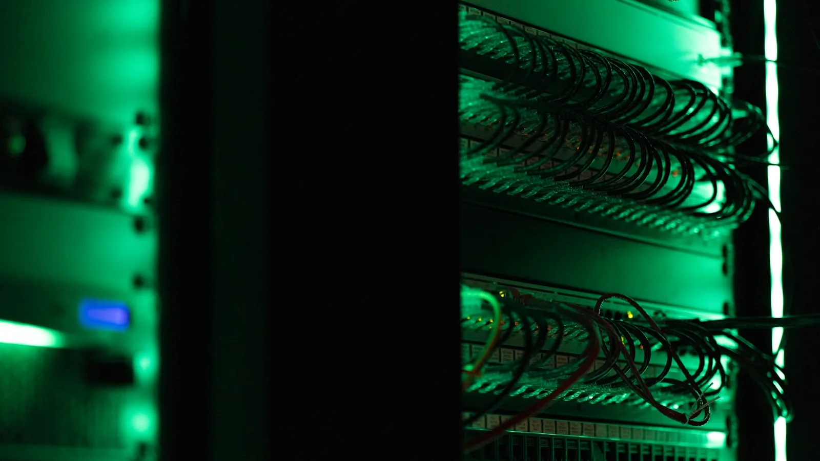 Network equipment and cabling inside a dark server rack